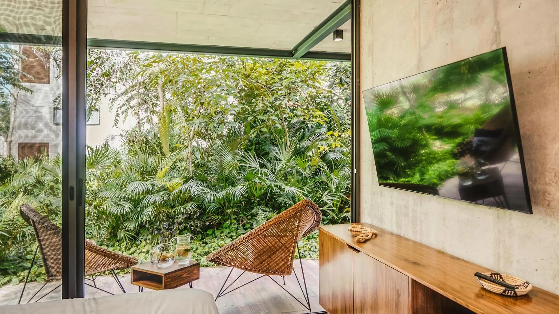 Waterworld 2Br On Cenote Pools And Gym Beach Club Tulum